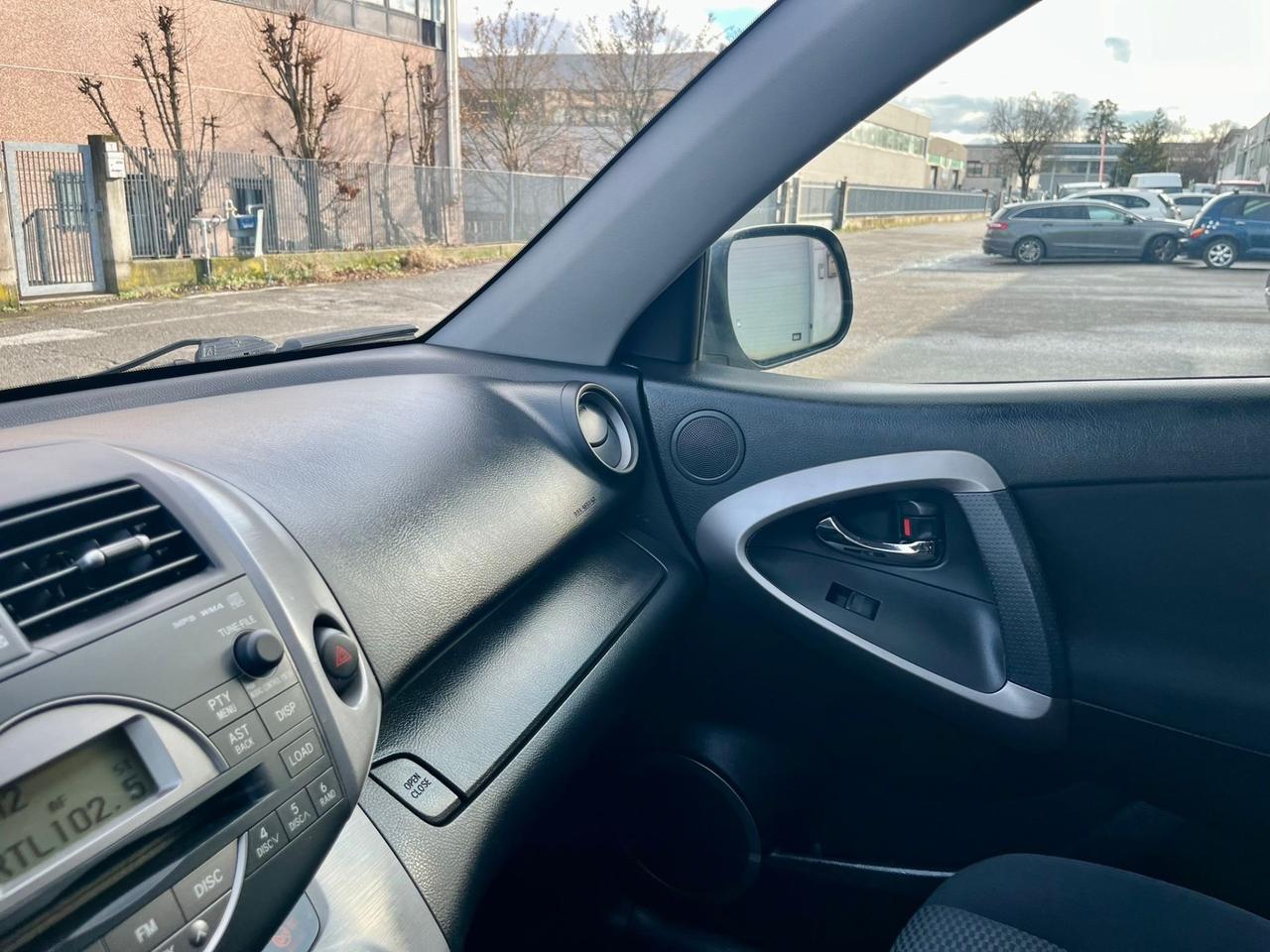 Toyota RAV4 2.2D-4D 155.000km 2007 4x4 perfetta