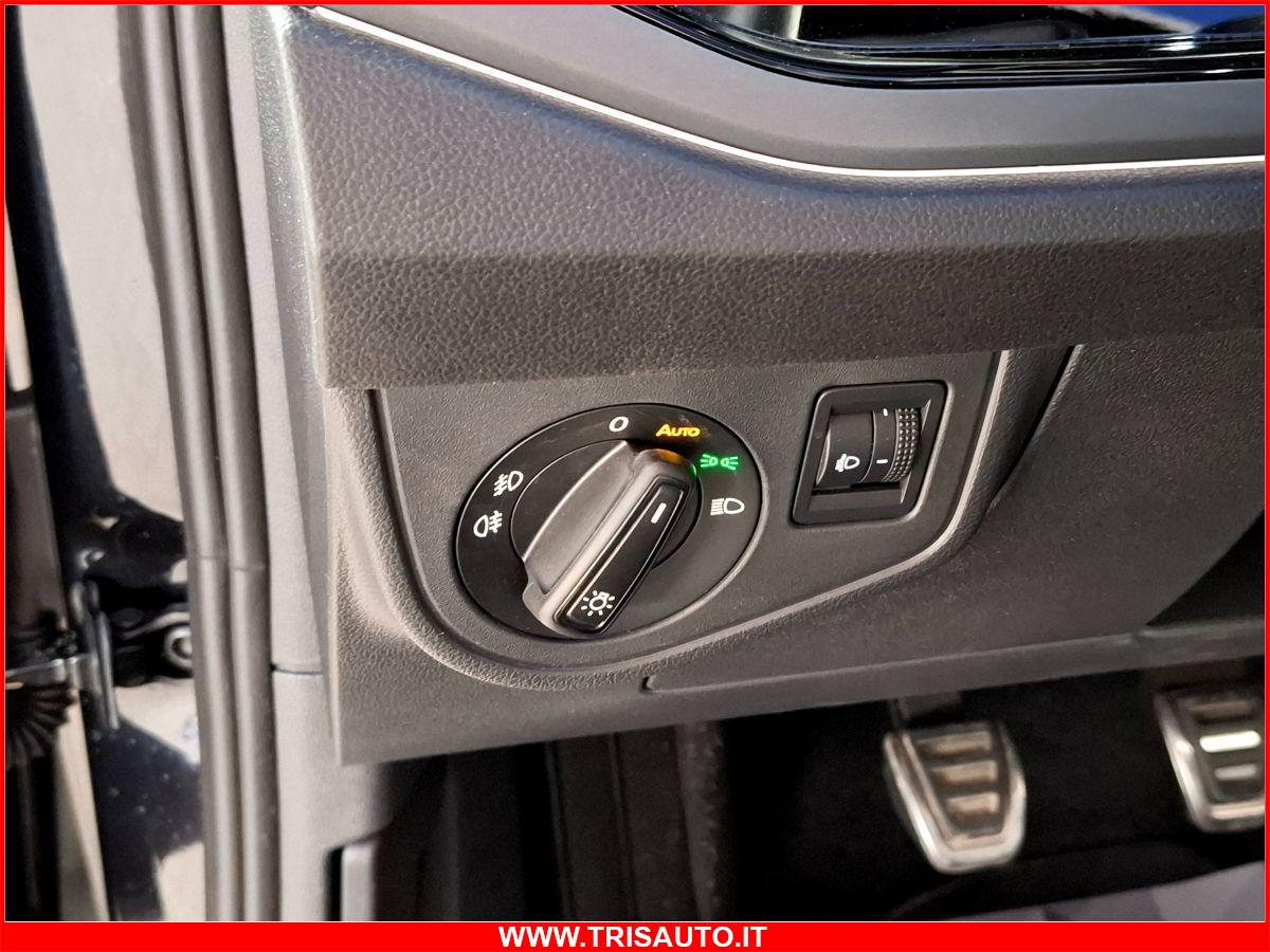 VOLKSWAGEN Taigo 1.0 TSI R-line NEOPATENTATI (TETTO APRIBILE)
