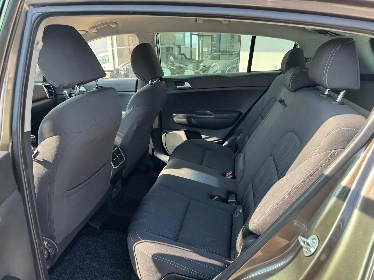 Kia Sportage 1.7 CRDI VGT 2WD Active
