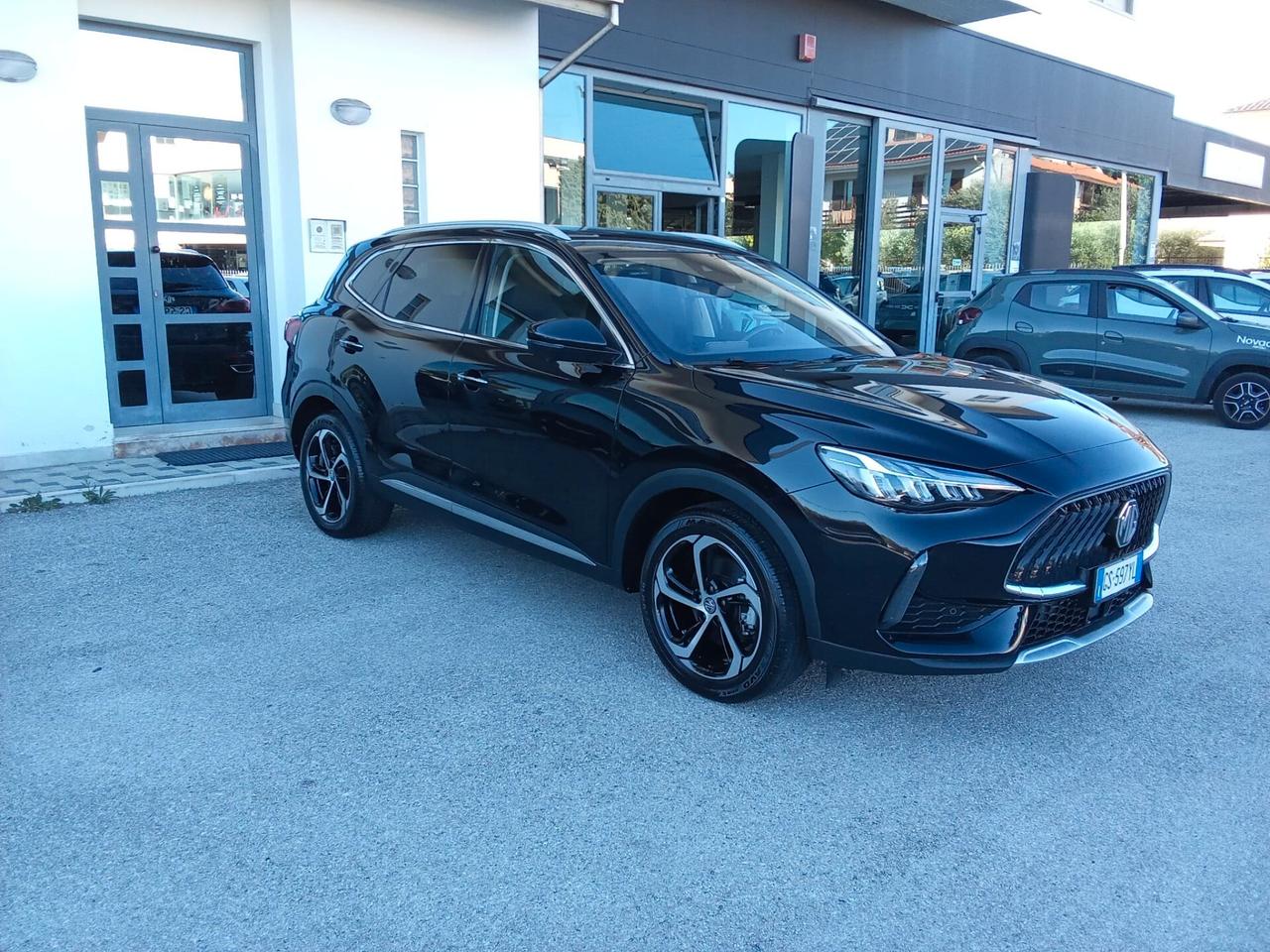 MG HS 1,5 BZ 163 CV LUXURY MAN MY24 5P