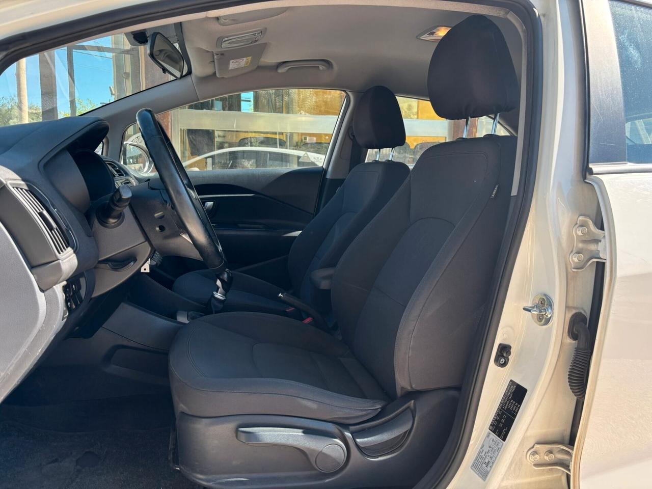 KIA RIO 1.1 CRDI - 2016