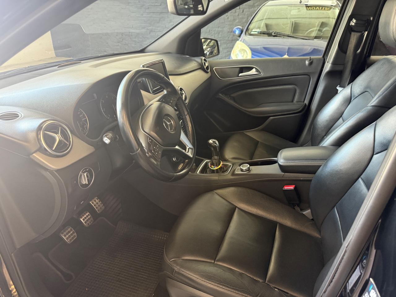 Mercedes-benz B 200 CDI BlueEFFICIENCY Premium