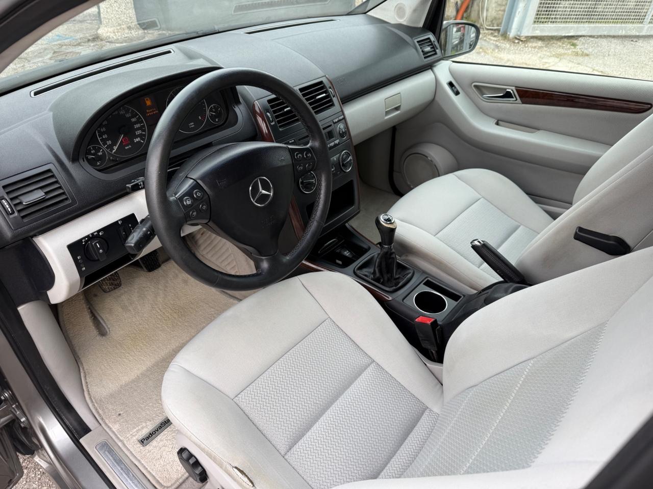 Mercedes-benz A 180 CDI Avantgarde ok neopatentati