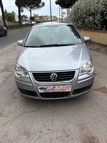 Volkswagen Polo 1.4/80CV 16V 5p. Sportline