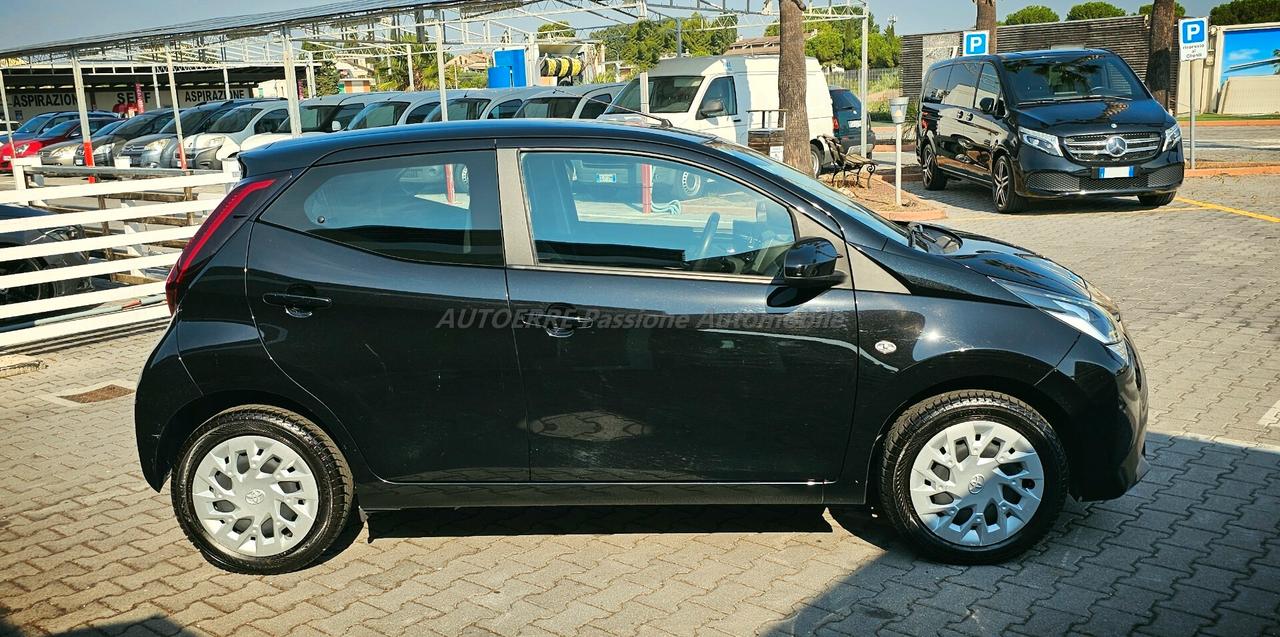 Toyota Aygo 1.0 X-Play