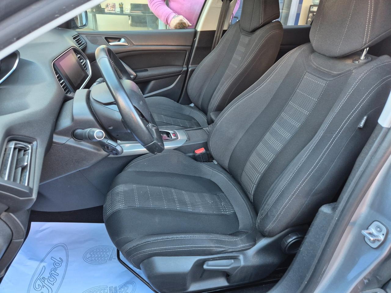 Peugeot 308 1.6 e-HDi 115 CV Stop&Start SW Allure