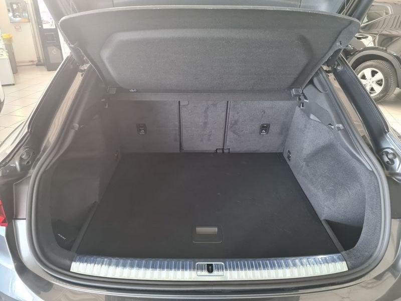 Audi Q3 Sportback 45 TDI quattro S tronic S Line Edition