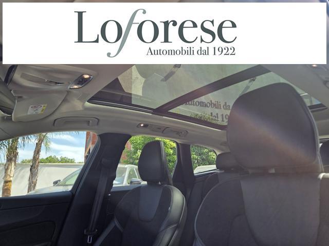 VOLVO XC60 B4 (d) AWD Geartronic Momentum Pro