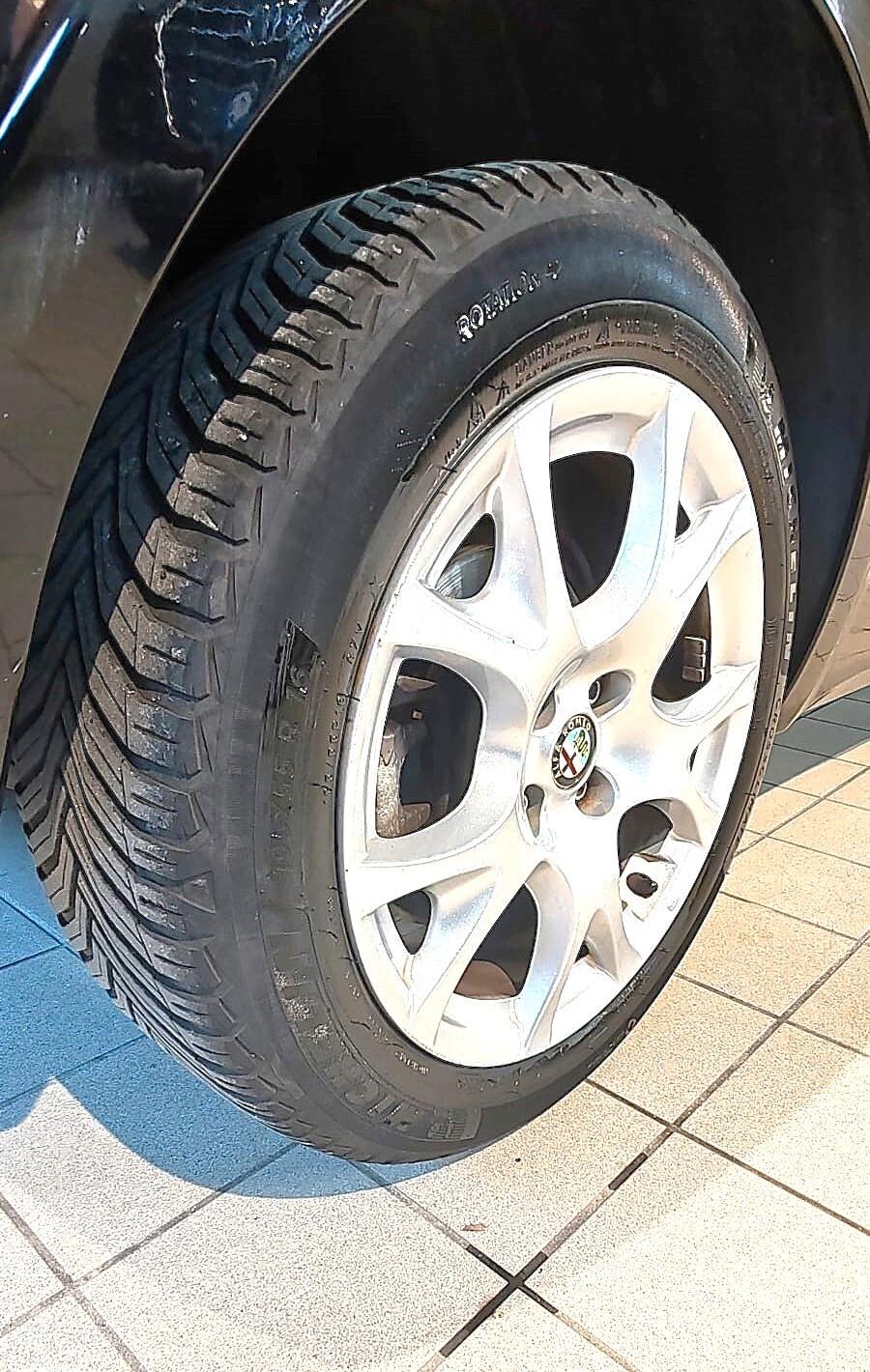 Alfa Romeo MiTo 0.9 T 105 CV TwinAir S&S Distinctive