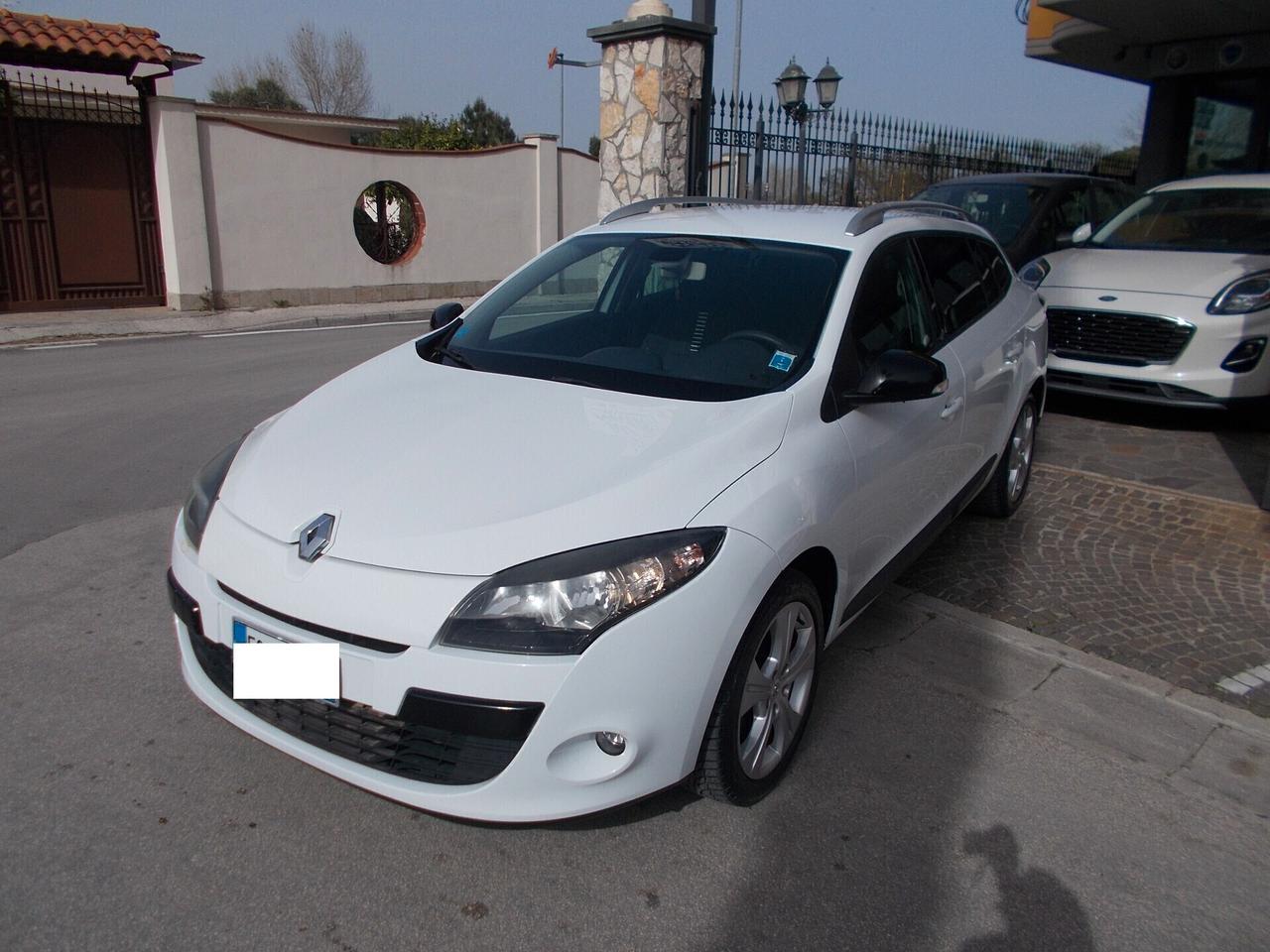 Renault Megane M&eacute;gane 1.5 dCi 110CV SporTour Attractive