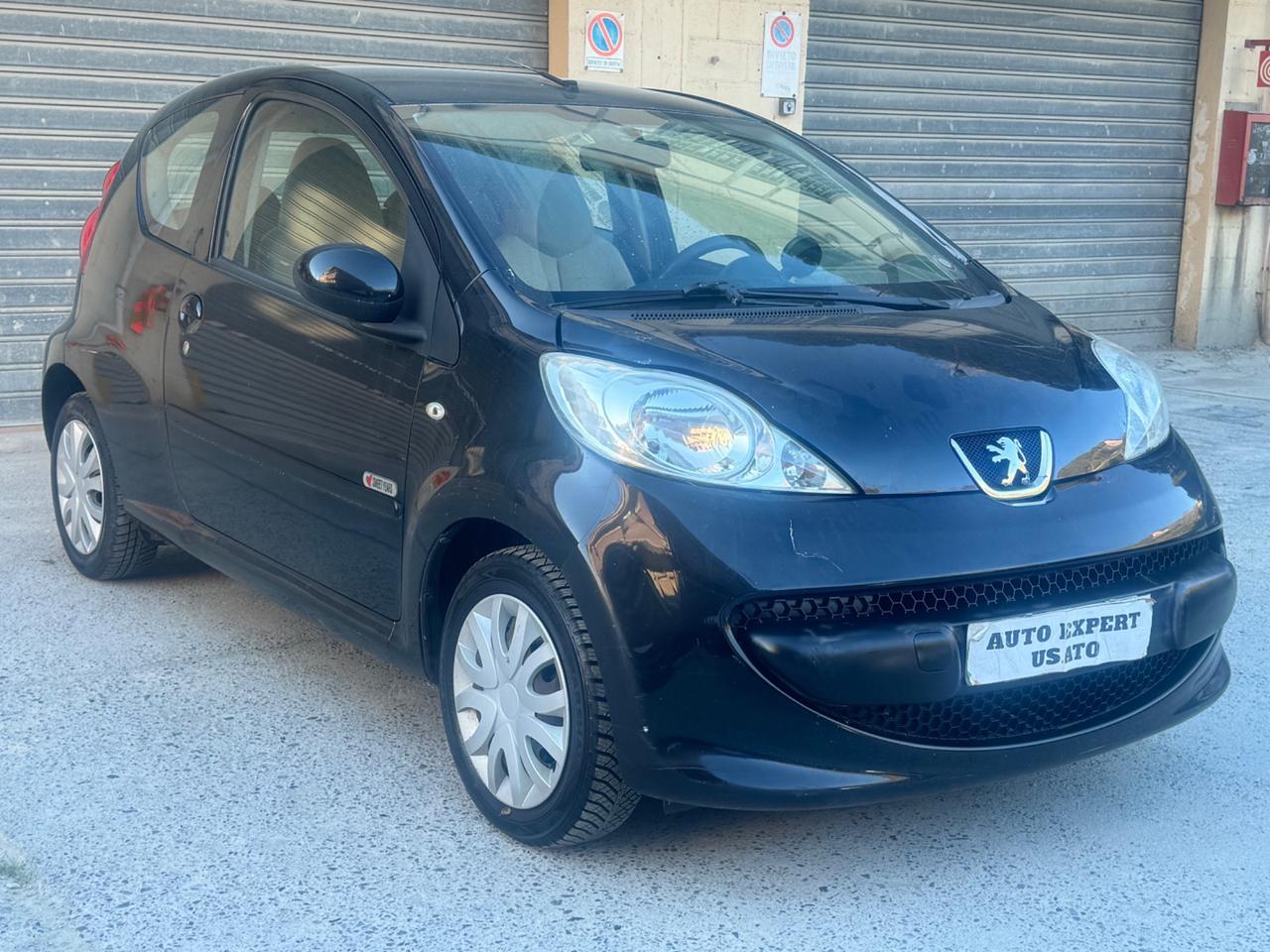 Peugeot 107 1.0 68CV 3p. Sweet Years 2006