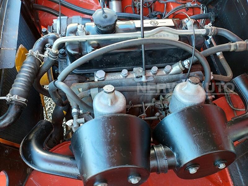 MG B GT del 1972