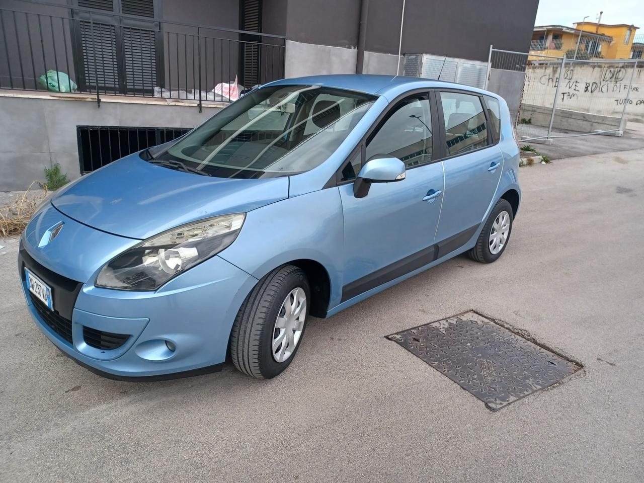 Renault Scenic Scénic 1.5 dCi 110CV Dynamique