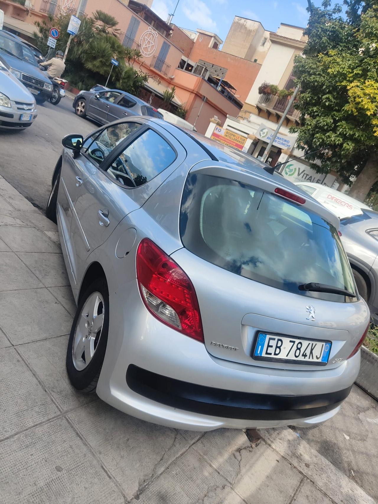 Peugeot 207 Hdi