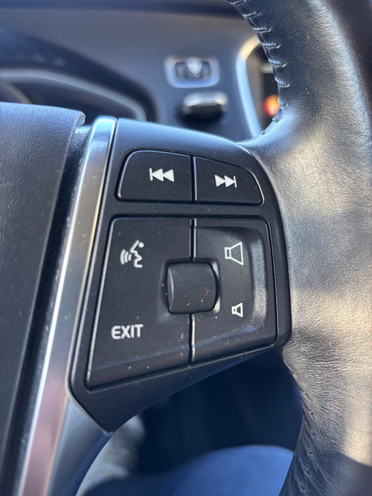 Volvo V40 Cross Country D2 1.6 Summum