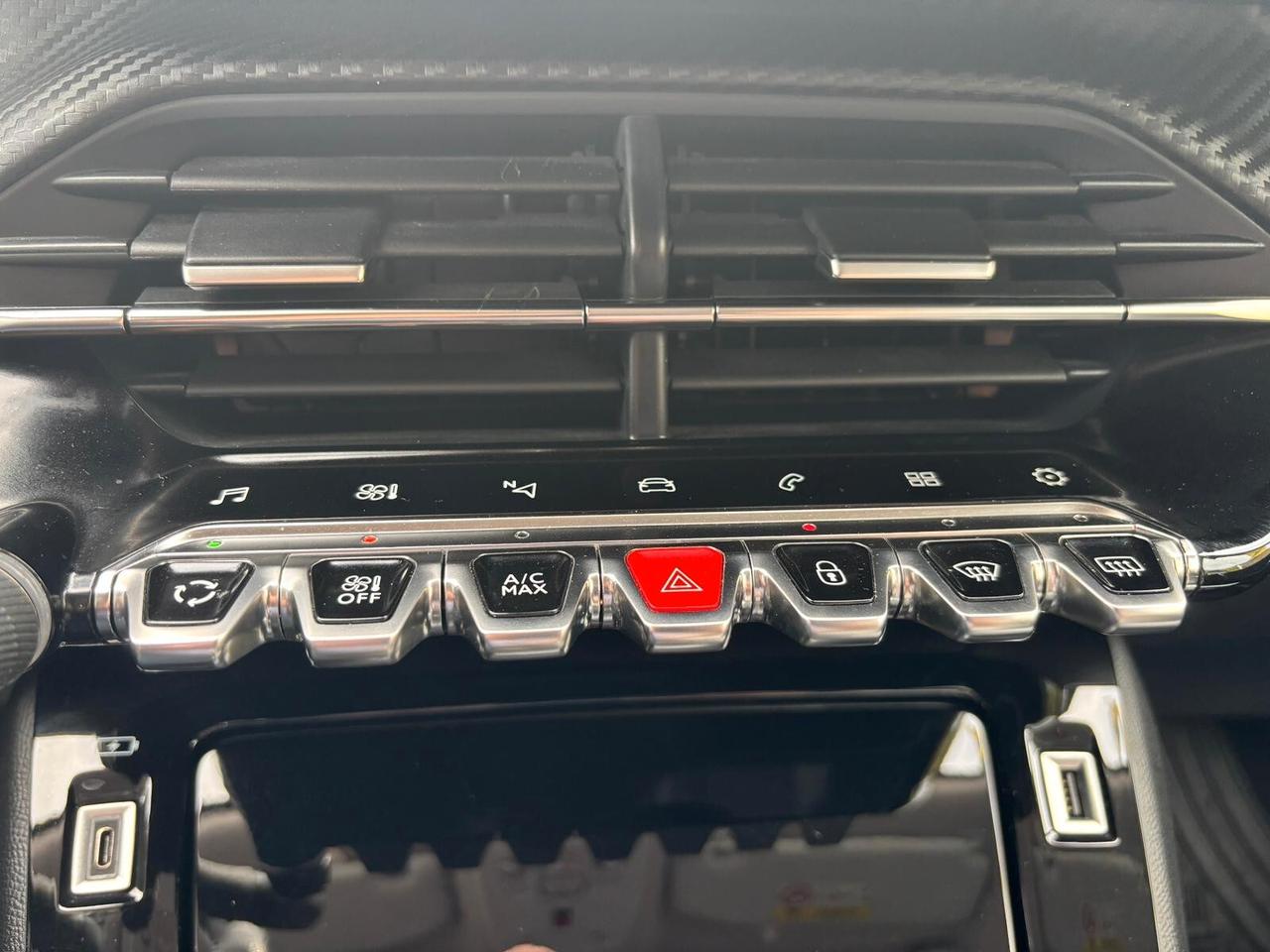 Peugeot 2008 BlueHDi 100 S&S Allure Navi Pack