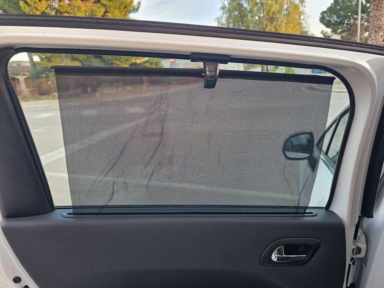 PEUGEOT 5008 1.6 BLUEHDI 120CV BUSINESS EAT6 7 POSTI