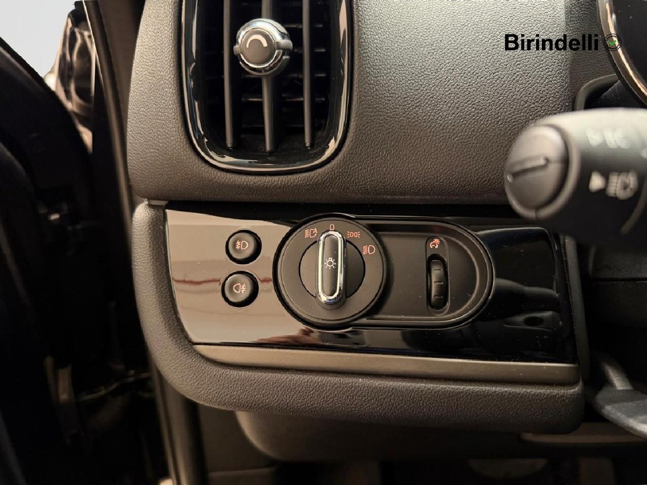 MINI Mini Countrym.(F60) - Mini 2.0 Cooper SD Classic Countryman ALL4