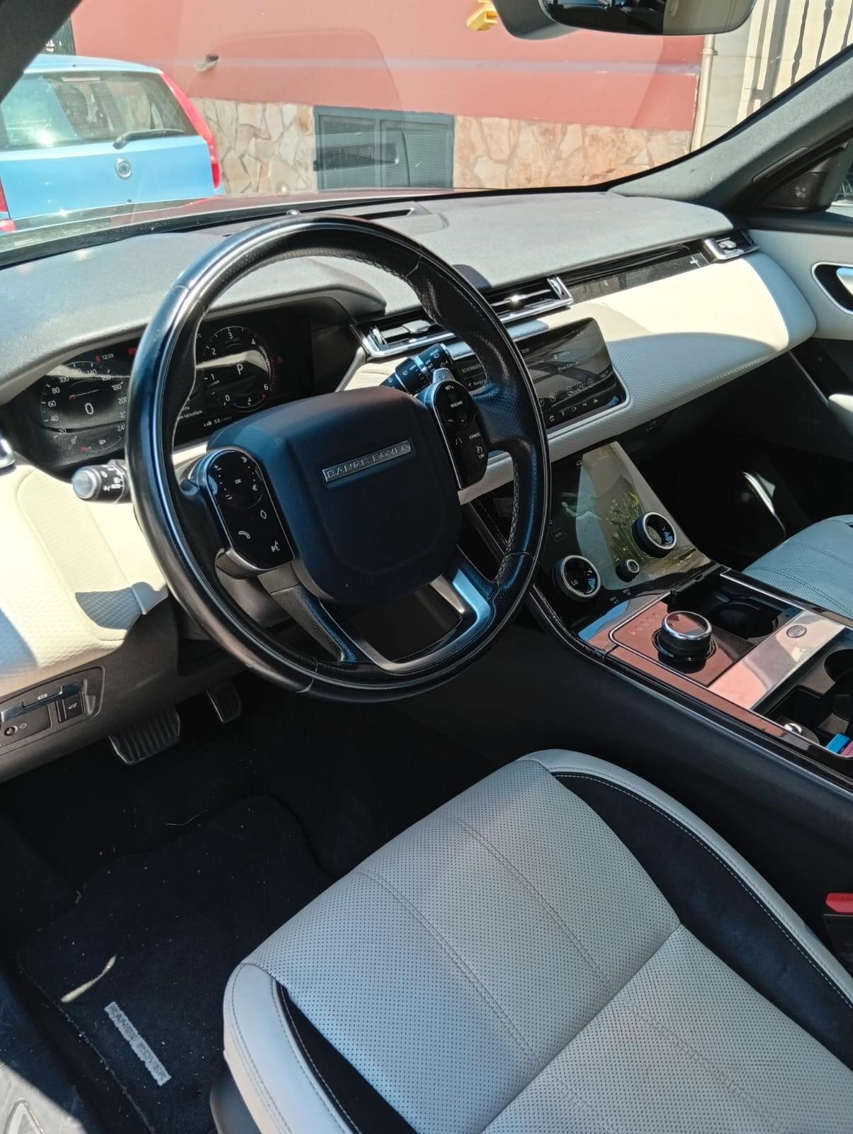 Land Rover Range Velar 2.0D 240 CV R-Dynamic