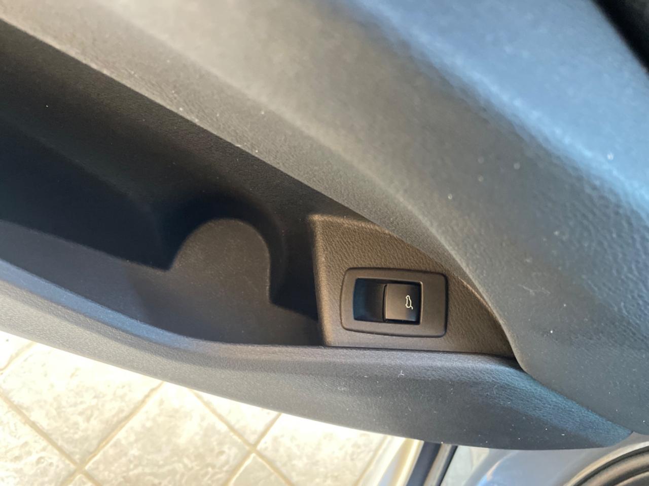 Bmw X1 sDrive16d Aut. xLine Plus NAVY PELLE LED 18