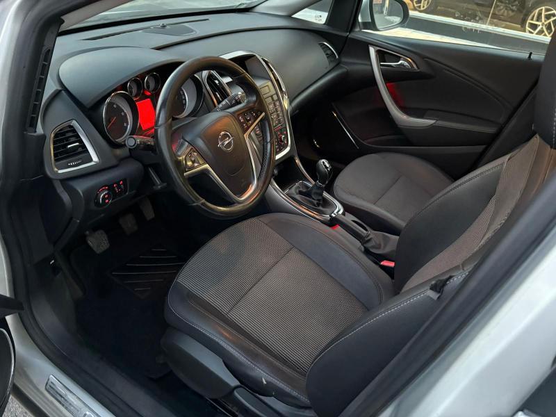 Opel Astra Sports Tourer 1.7 cdti Cosmo 110cv