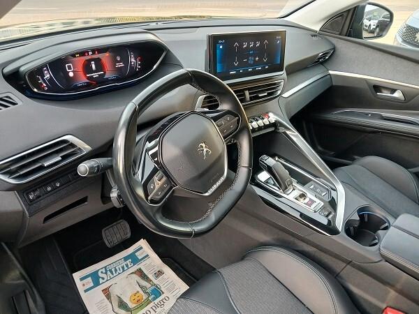 PEUGEOT 5008 1.5 BLUEHDi 130 CV EAT8 7 POSTI ALLURE PACK