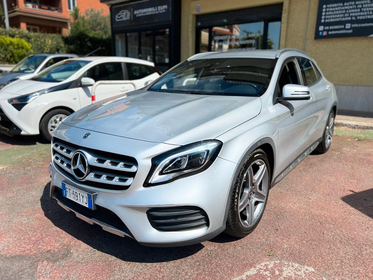 Mercedes-benz GLA 200 AMG PREMIUM