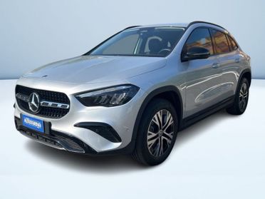 Mercedes-Benz GLA 200d Automatic Advanced Progressive