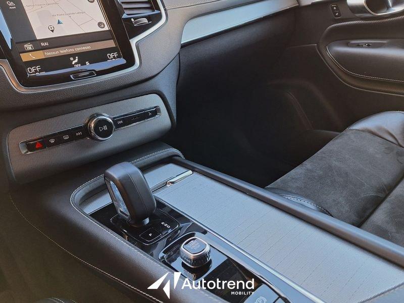 Volvo XC90 B5 235+14 CV AWD Automatica Mild Hybrid 7 Posti R-design