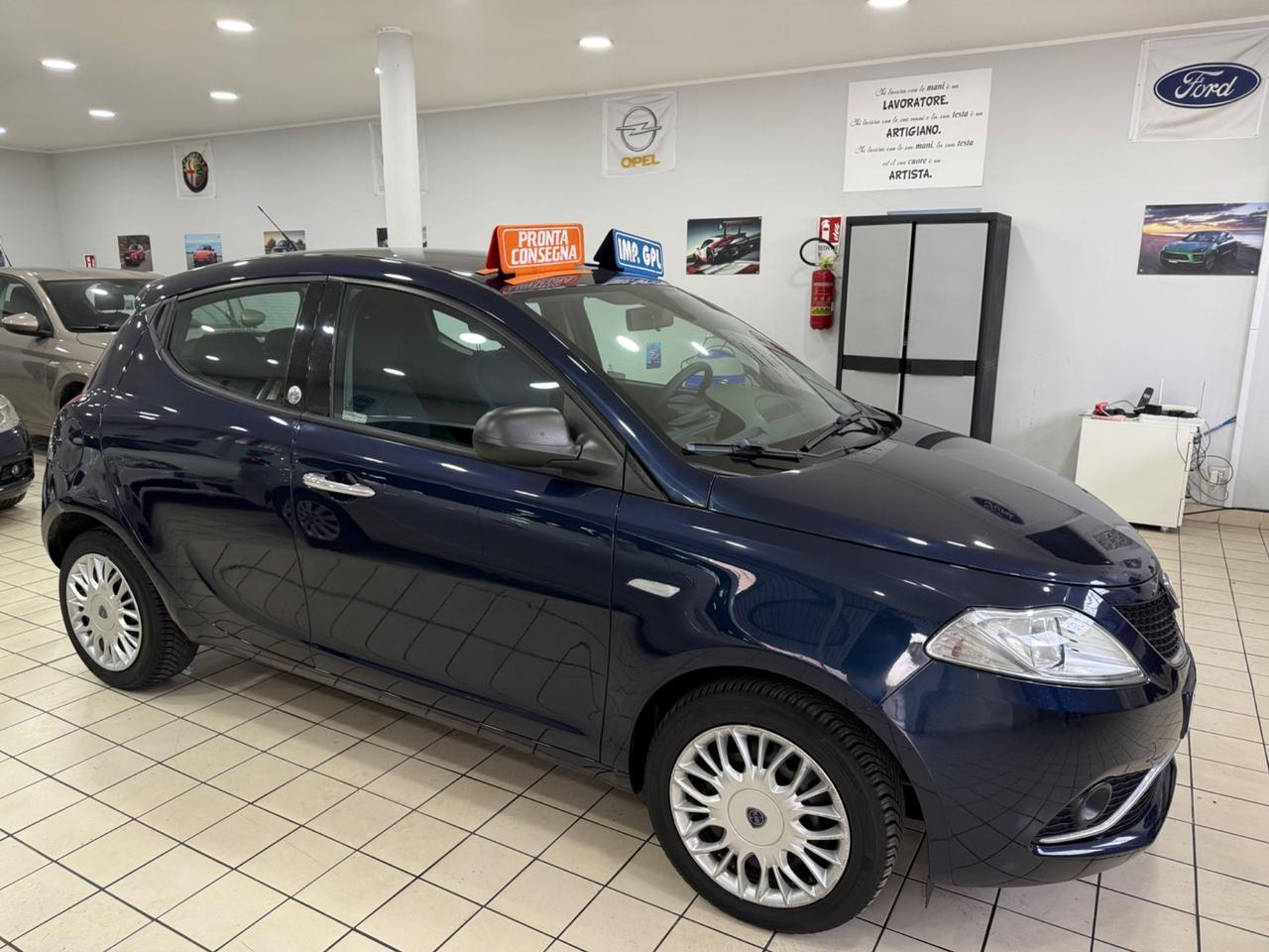 Lancia Ypsilon 1.2 gpl 2016 nuova