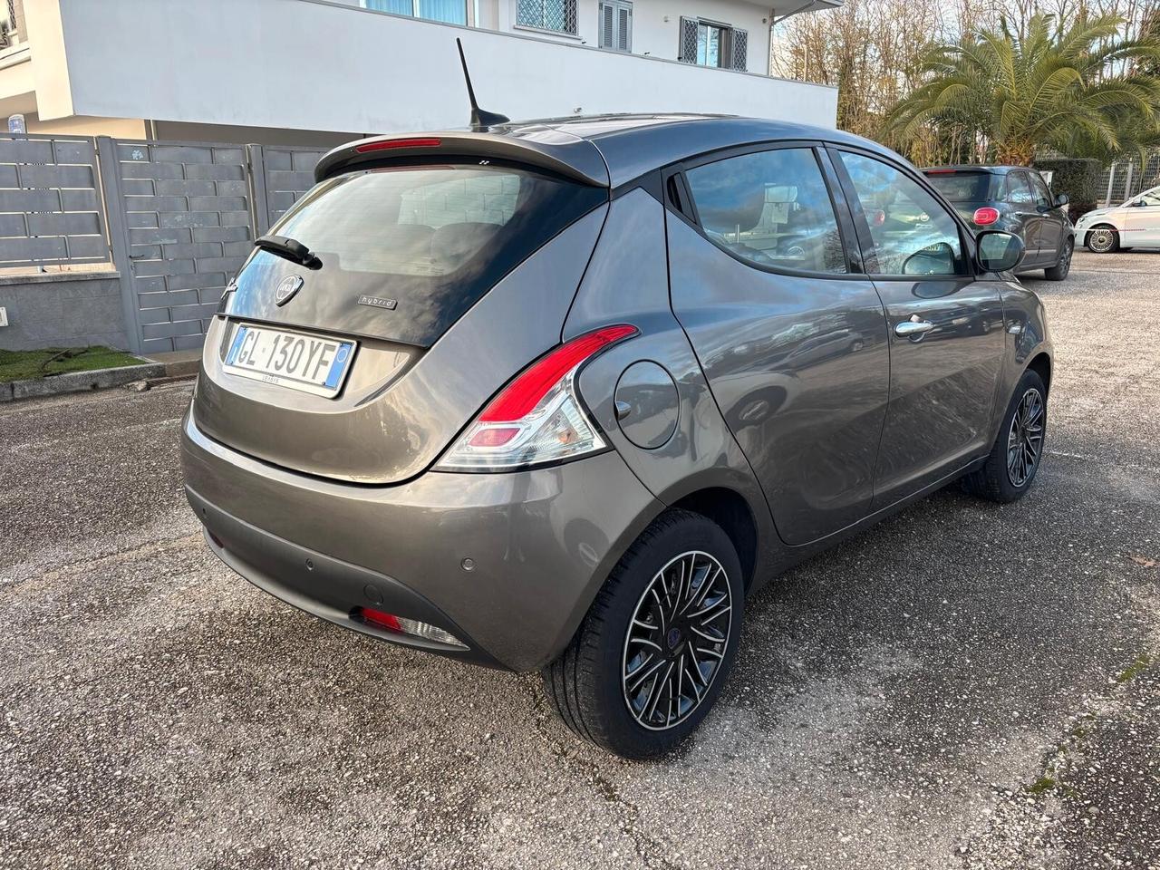 Lancia Ypsilon GOLD 1.0 Hybrid 5 porte - 2022