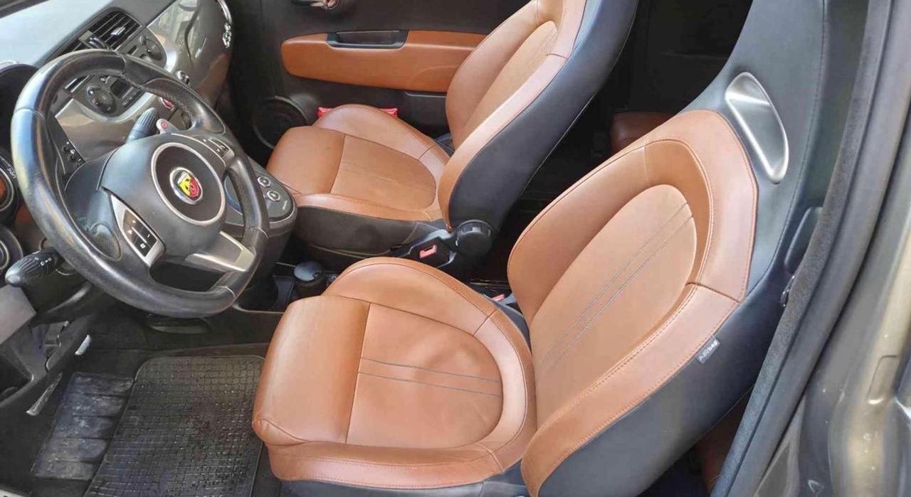 Abarth 500 C 1.4 Turbo T-Jet