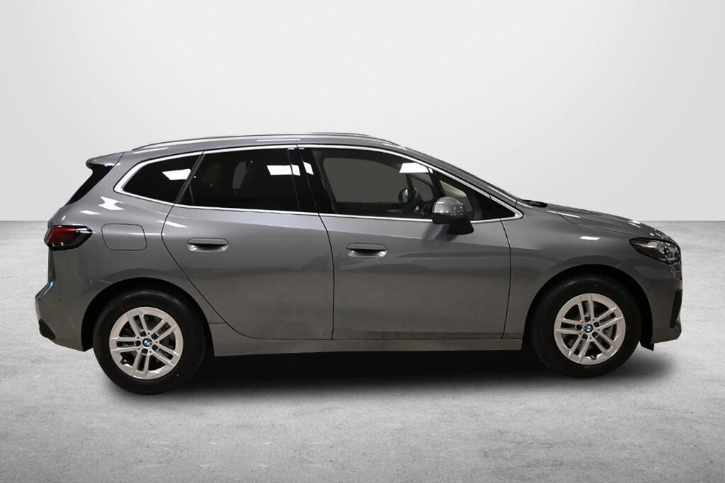 BMW 218D ACTIVE TOURER 136CV STEPTRONIC BUSINESS ( FARI LED - CURVED DISPLAY - AMBIENT LIGHTS - NAVI - MIRROR - PARK ASSISTANT - TELECAMERA POST. )