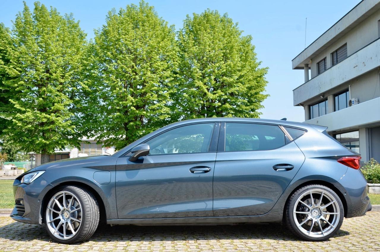CUPRA LEON 1.4 E-HYBRID PLUG-IN VZ 245cv DSG, GAR. CUPRA 10/27, SERVICE CUPRA, UFF ITALIANA, EURO 6D, SCARICO, CERCHI MOTEC 19", DCC, PERMUTE