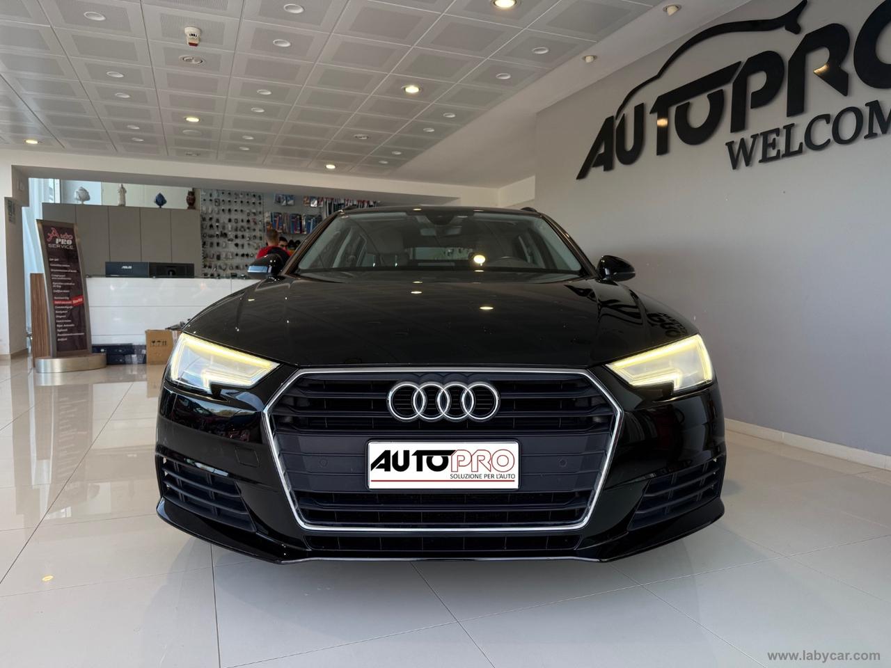 AUDI A4 Avant 30 TDI S tronic Business Sport