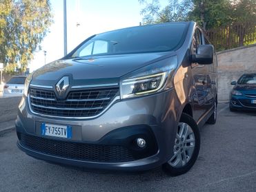 Renault Trafic T29 2.0 dCi 145CV EDC PC-TN Intens Heavy Energy