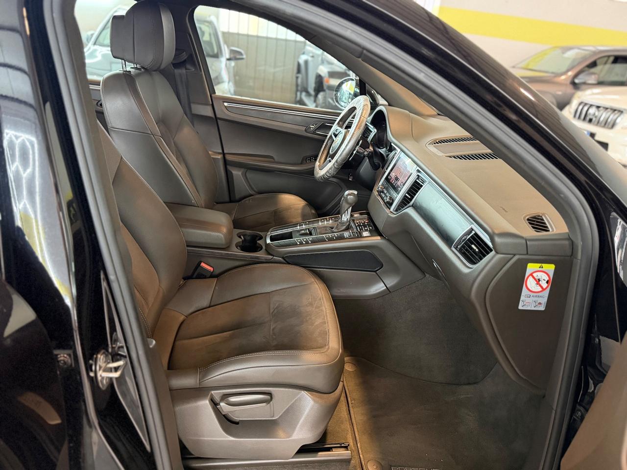 Porsche Macan 2.0 Benz 252CV Platnium 2017