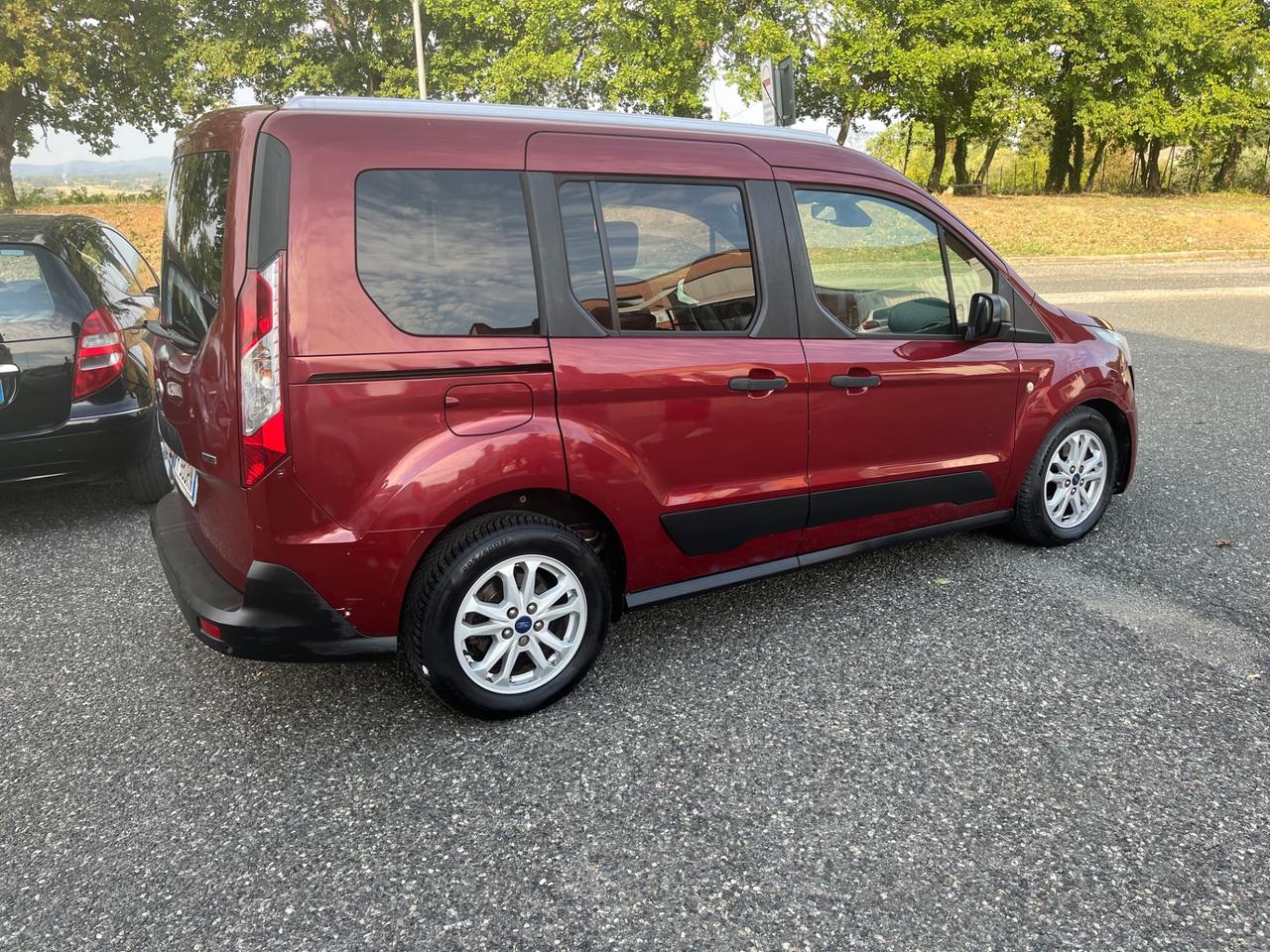 Ford Tourneo Connect 1.5 TDCi 100 CV Plus