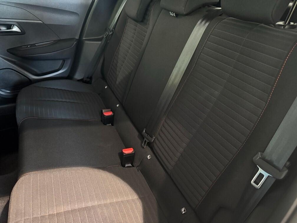 Peugeot 208 1.2 puretech Active Pack App conn 16" Neopat