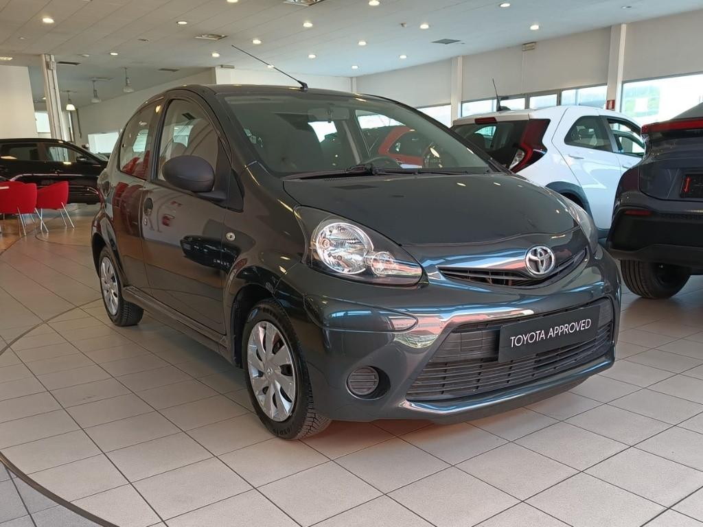 TOYOTA Aygo 2ª serie - Aygo 1.0 VVT-i 69 CV 5 porte x-cool