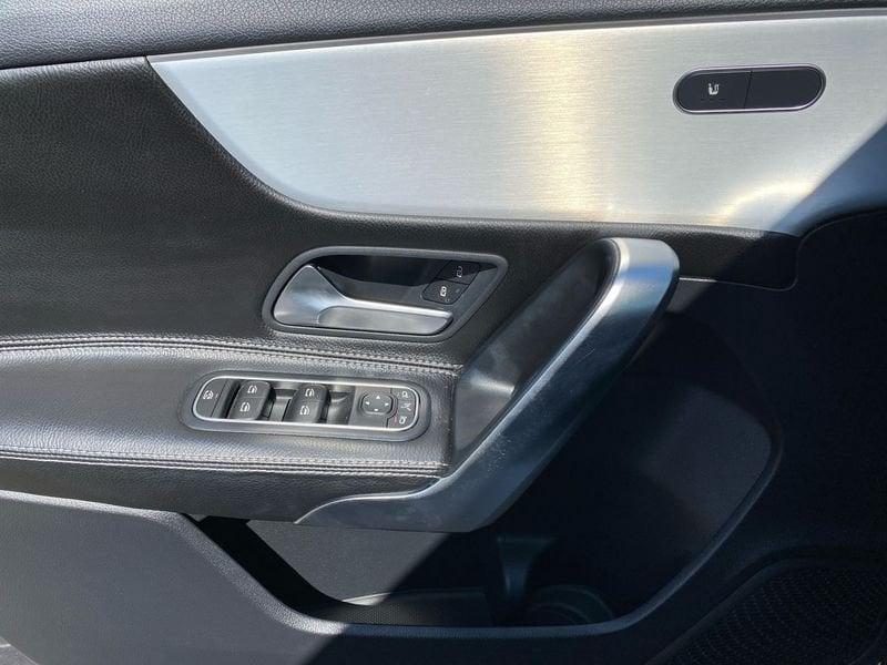 Mercedes-Benz Classe A A 180 d AMG Line Advanced Plus auto