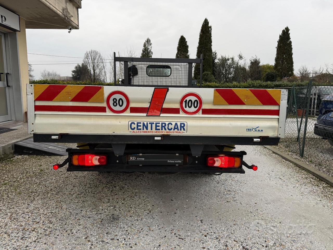 Nissan Cabstar 120.35 3.0 Tdi PL-RG Cabinato SE Ca