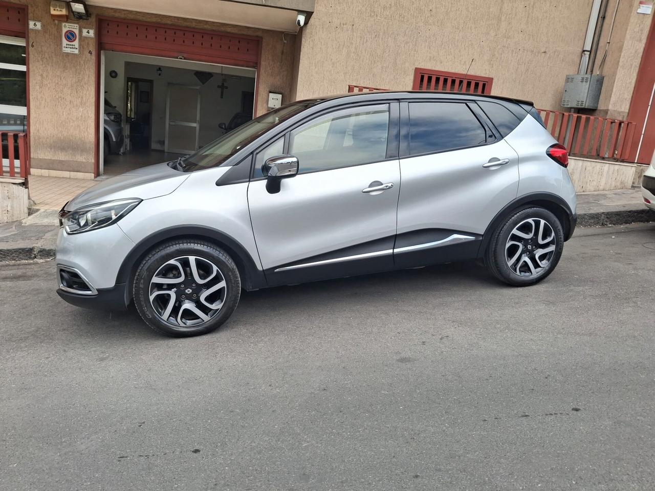 Renault Captur 1.5 dCi 8V 90 CV EDC Energy R-Link