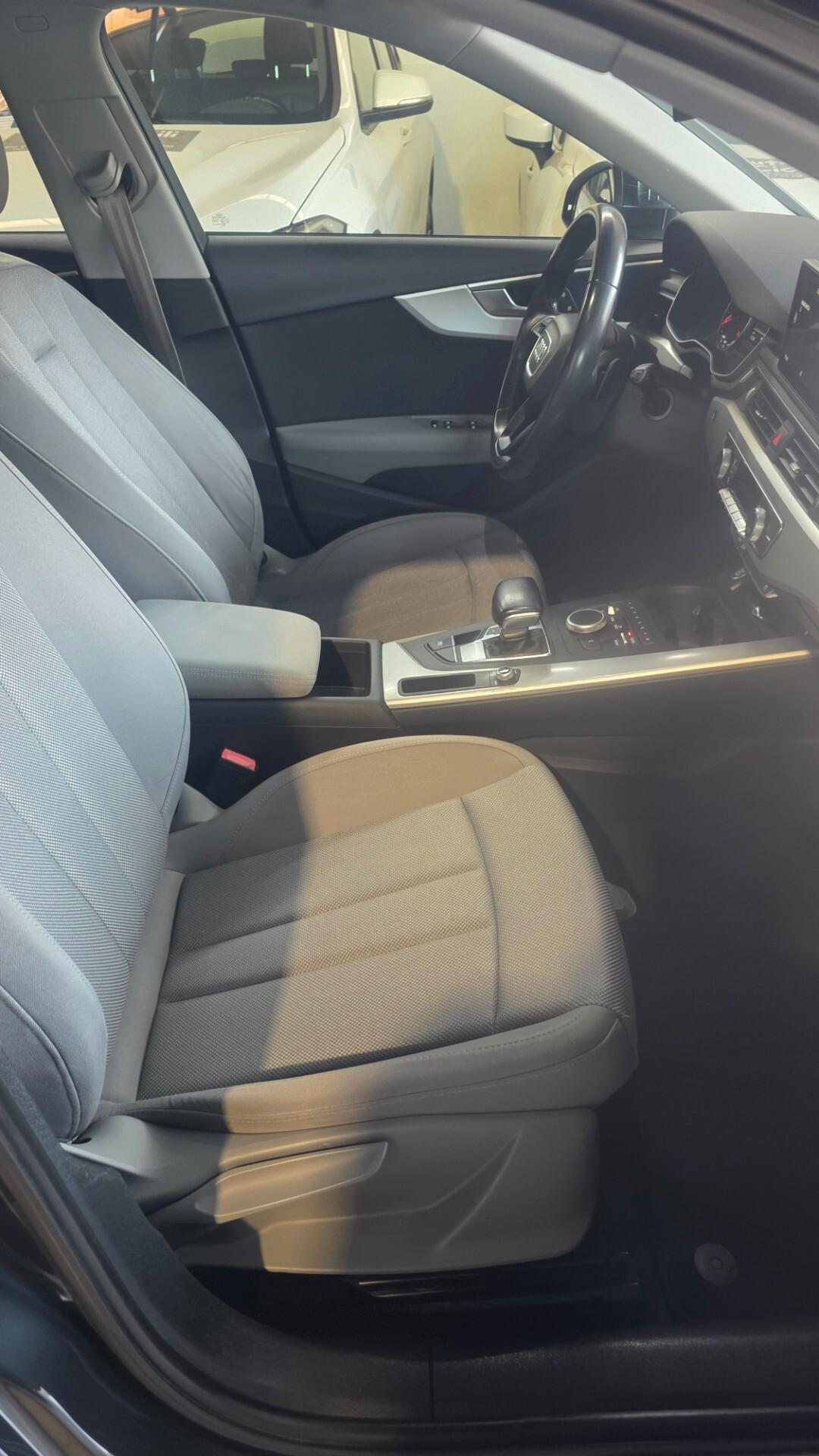 Audi A4 2.0 TDI 190 CV S tronic Sport