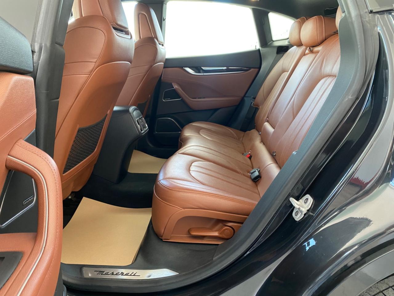 Maserati Levante 3.0D V6 250cv GRANSPORT R20/HARMAN2019