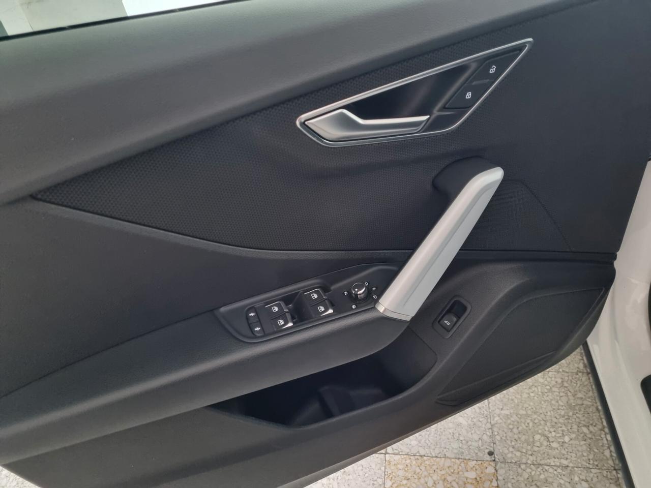 Audi Q2 30 TFSI Admired TELECAMERA, FULL LED, KEYLESS