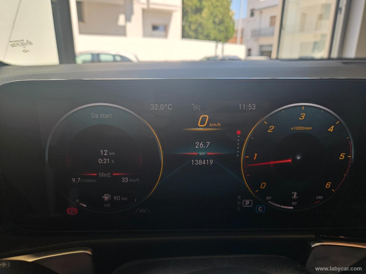 MERCEDES-BENZ GLB 200 d Automatic Sport Plus