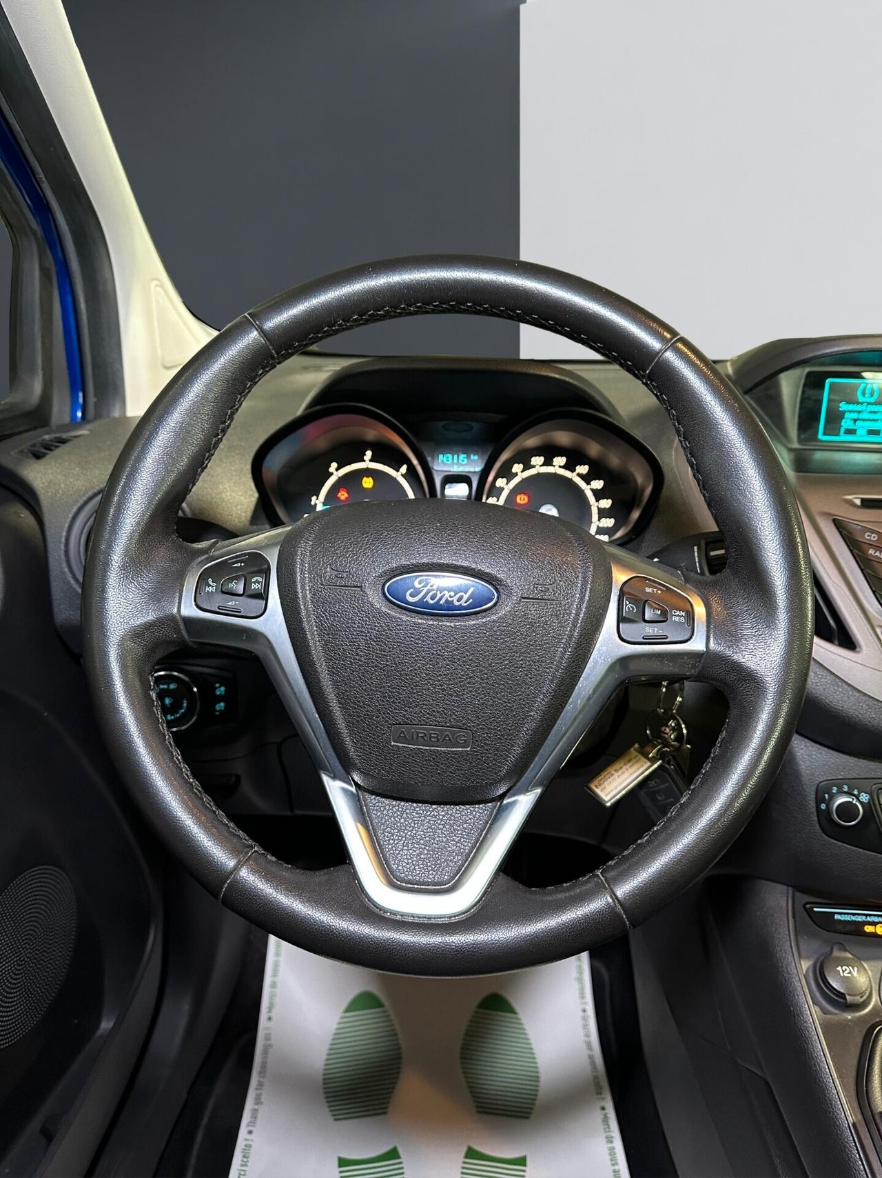 Ford Tourneo Courier 1.5 TDCI 75 CV Plus