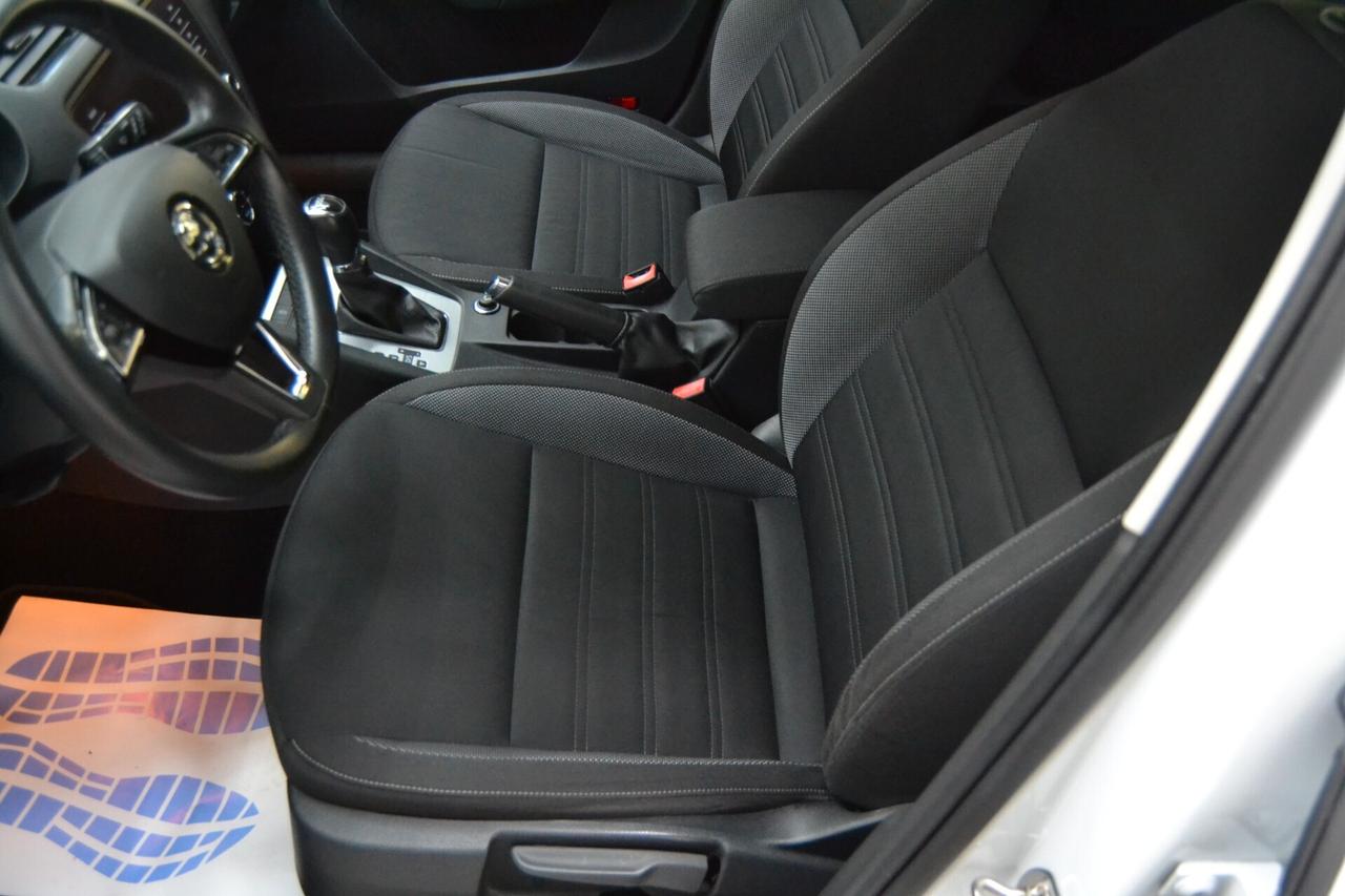 Skoda Octavia 1.5 DSG Wagon Ambition G-Tec