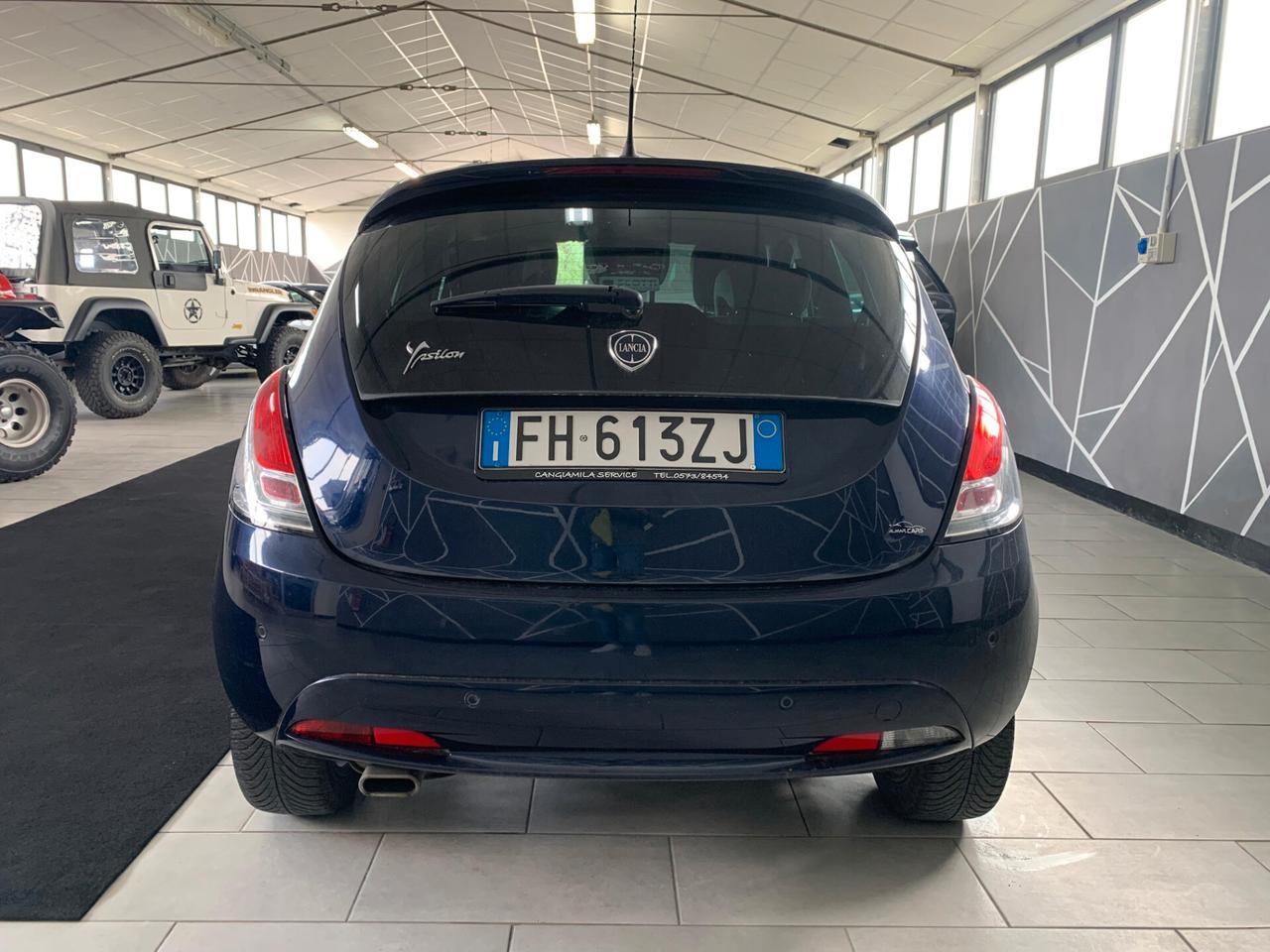 Lancia Ypsilon 1.3 MJT 16V 95 CV 5 porte NEOPATENTATI